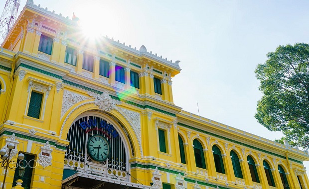 Vẻ đẹp cổ kính Sài Gòn | Vé máy bay Pleiku đi Sài Gòn giá rẻ