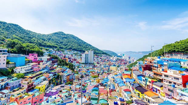 Làng văn hóa Gamcheon rực rỡ tại Busan- Ảnh: Internet
