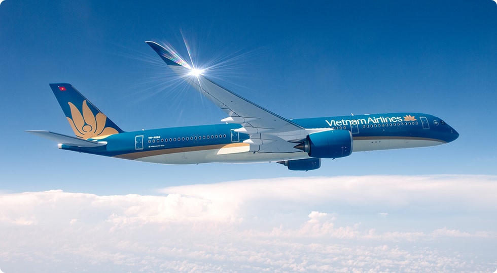 Tin Tức Hàng Không: Vietnam Airlines và Vietjet Ký Biên Bản Hợp Tác với Hàng Không UAE